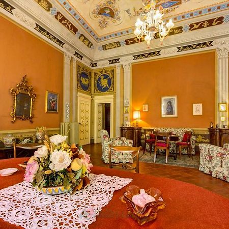 Vila Residenza Storica Palazzo Ricciarelli Volterra Exteriér fotografie