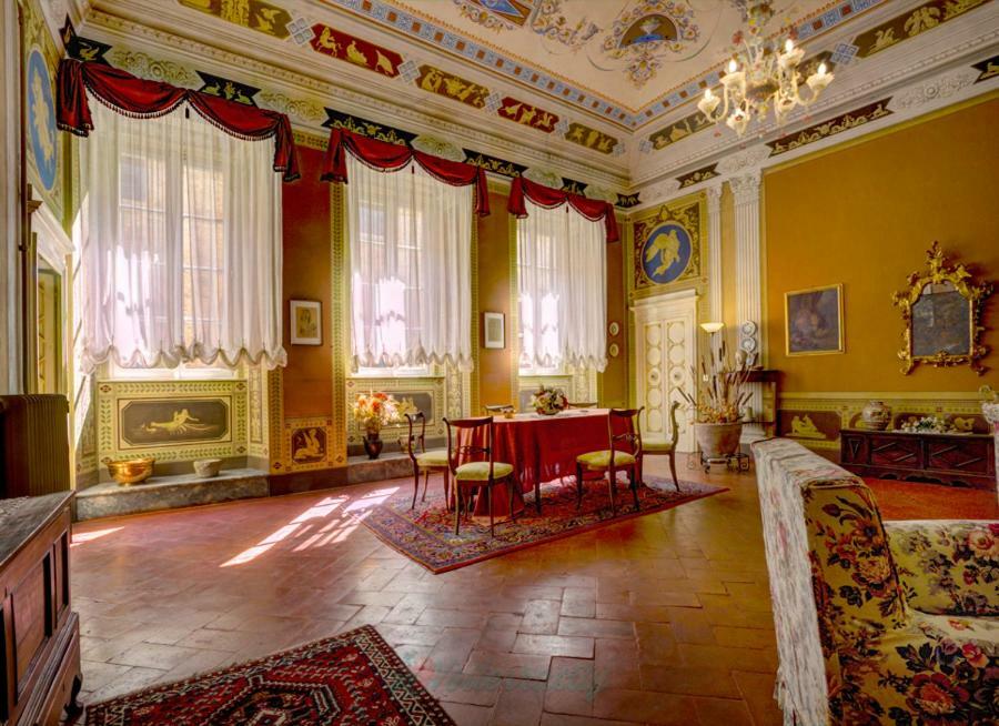 Vila Residenza Storica Palazzo Ricciarelli Volterra Exteriér fotografie