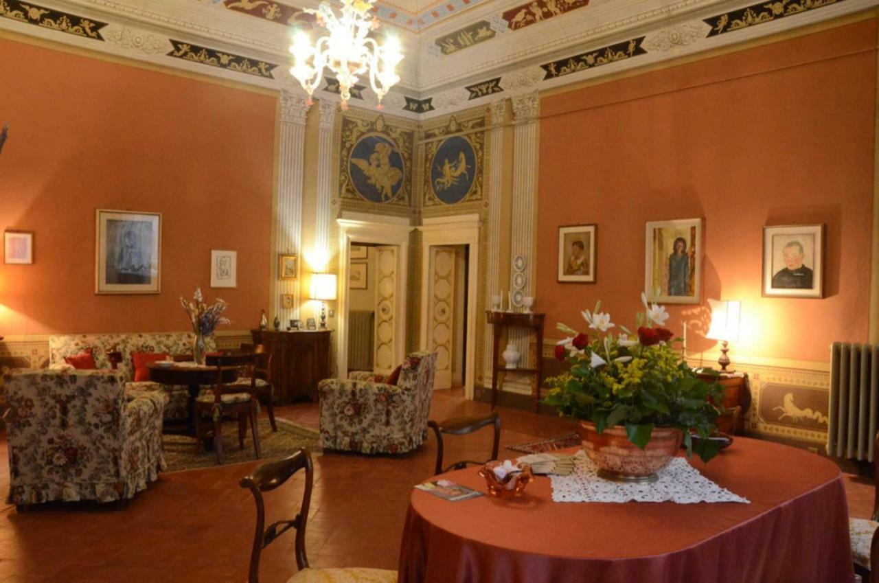 Vila Residenza Storica Palazzo Ricciarelli Volterra Exteriér fotografie